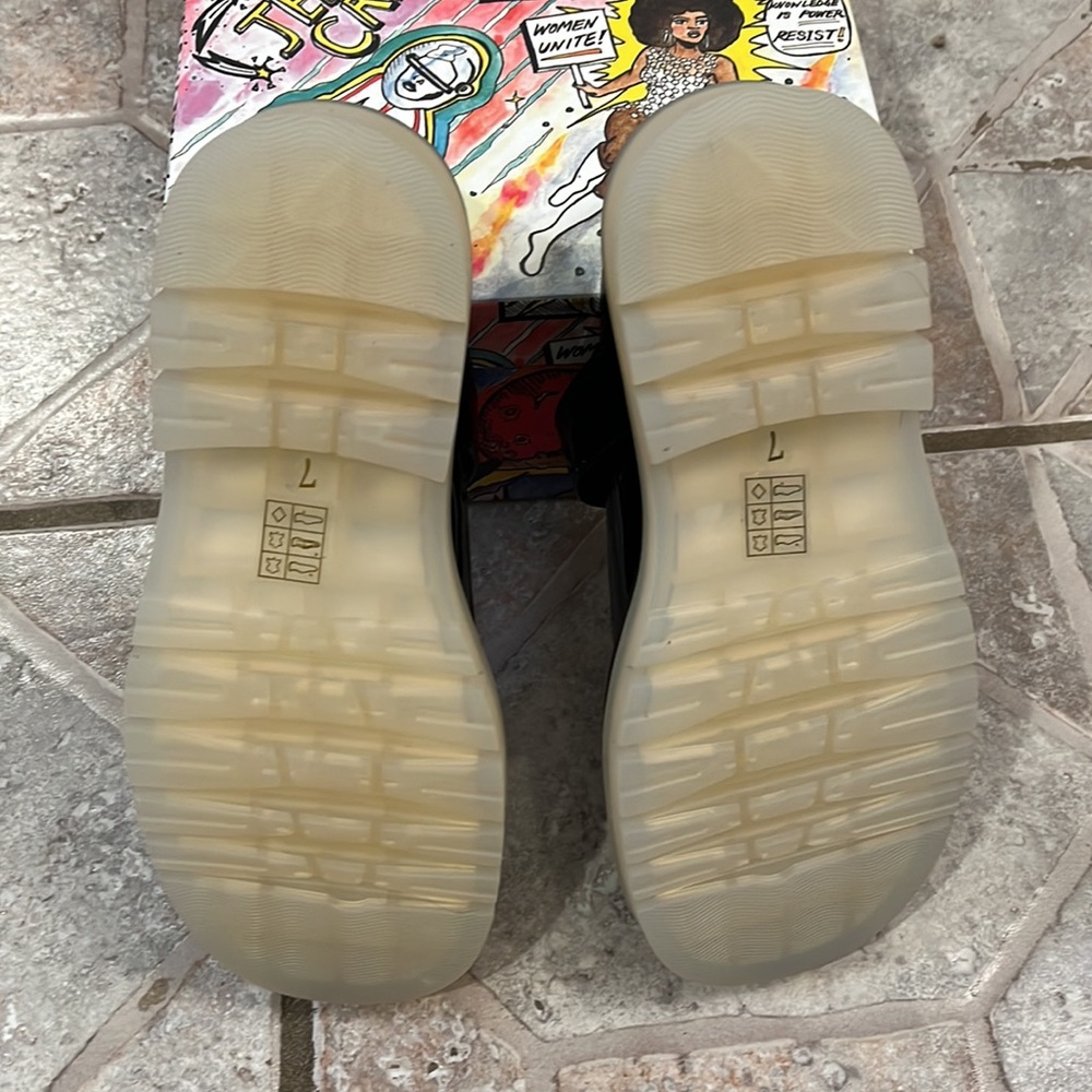 Jeffrey Campbell Brevet Patent Mary Janes - Picture 4 of 5